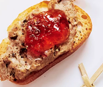 Pâté & pepper-jelly toasts