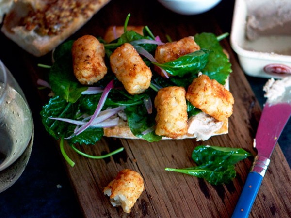 Paté and Tater Tots sandwich