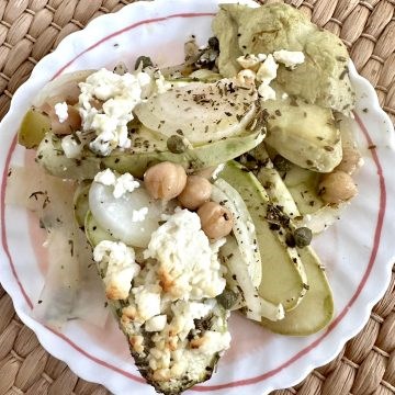 Pattypan squash with chickpeas and feta