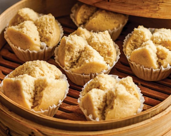 Pau Pau's steamed cupcakes (Fa gao)
