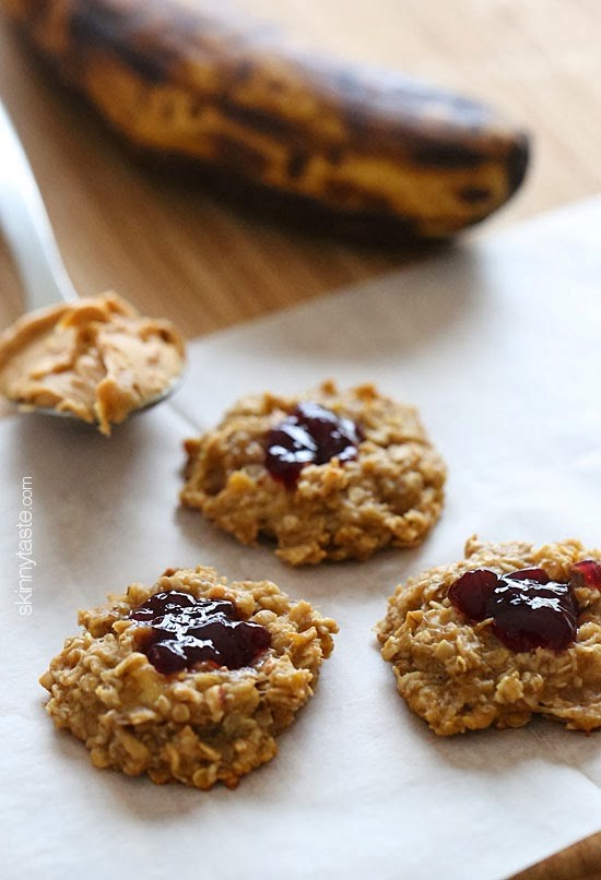 PB & J healthy oatmeal cookies