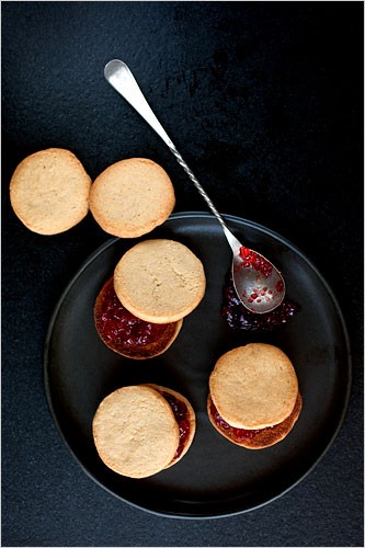 PBJ sandwich cookies