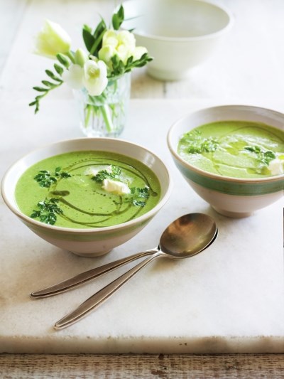 Pea & chervil soup with crème fraîche 