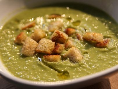 Pea & fennel soup
