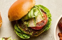 Pea & feta burgers