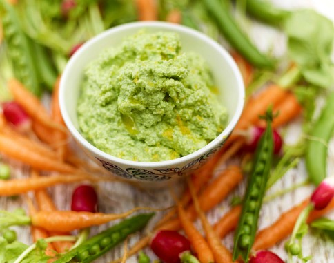 Pea & goat's curd dip