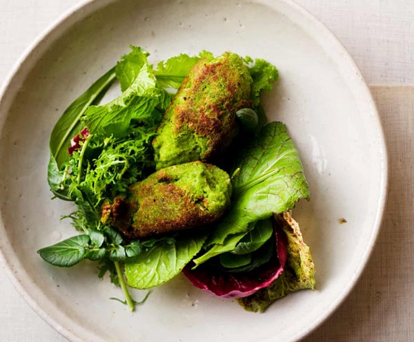 Pea and bacon fritters