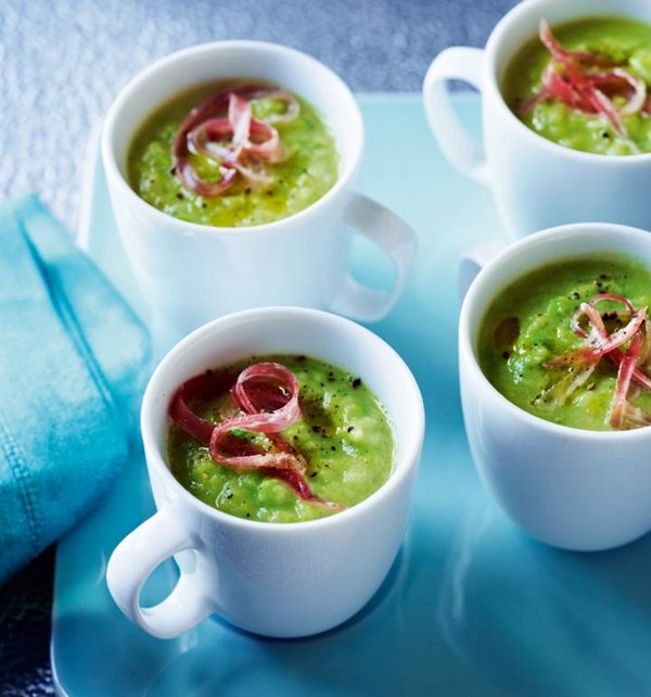 Pea and celeriac soup shots with shredded jamón