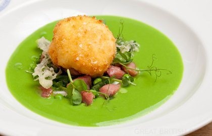 Pea and honey-roasted gammon salad with pea soup and crispy egg
