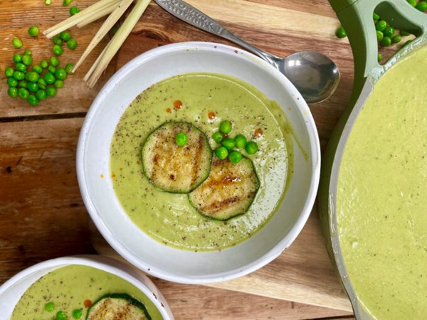 Pea and lemongrass soup