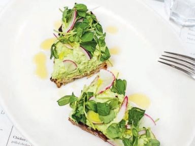 Pea and ricotta toast