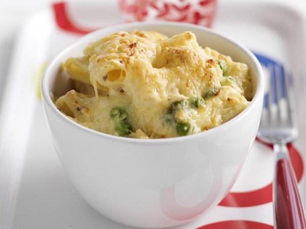 Pea and salmon pasta bake