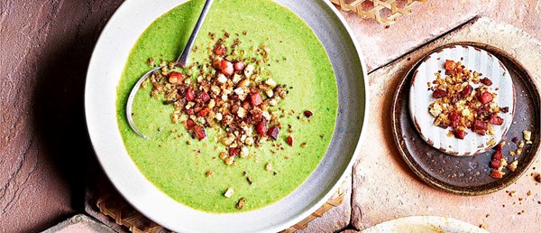 Pea, cider and mint soup with crispy bacon croutons