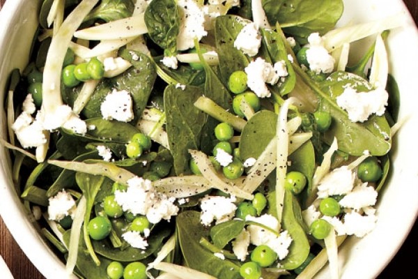 Pea, fennel and goat cheese salad