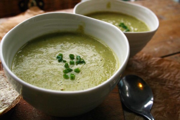 Pea, fennel, mint and potato soup