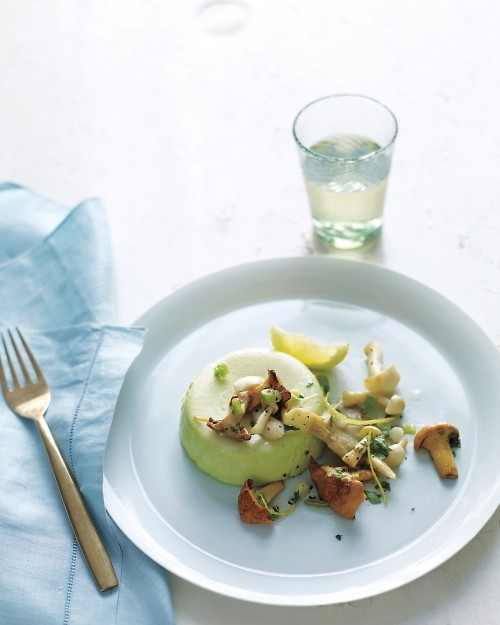 Pea flan with wild mushrooms