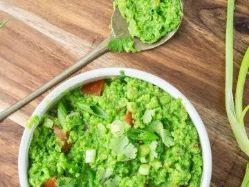 Pea guacamole