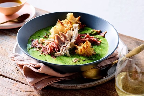 Pea, ham and mint soup