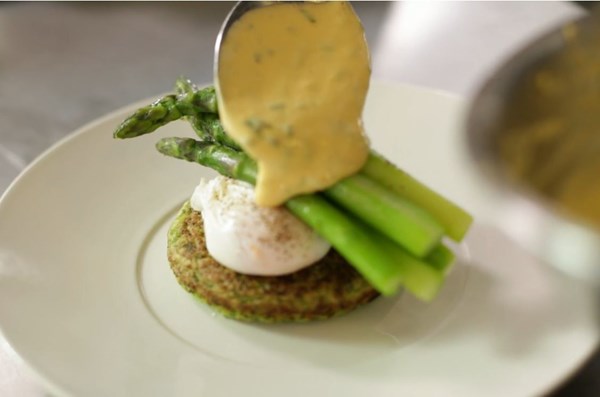 Pea pancake with egg, asparagus and herb sabayon [Tom Aikens]