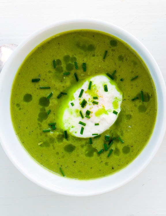 Pea soup with poached egg and chive oil