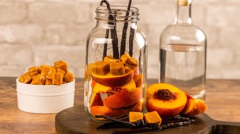 Peach & caramel vanilla extract