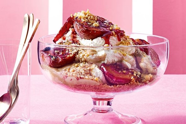 Peach & cinnamon trifle