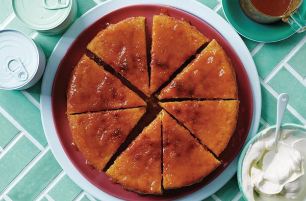 Peach and almond cake with peach caramel