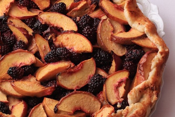 Peach and blackberry crostata 