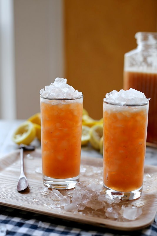 Peach and cardamom lemonade