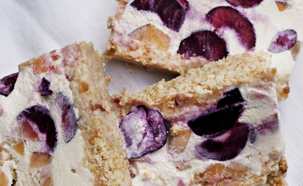 Peach and cherry ice-cream cake