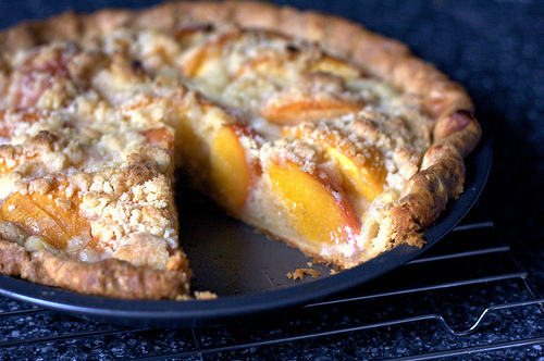 Peach and crème fraîche pie