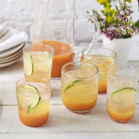 Peach and lime spritzer