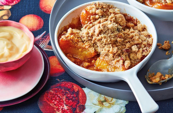 Peach and maple pan crumble