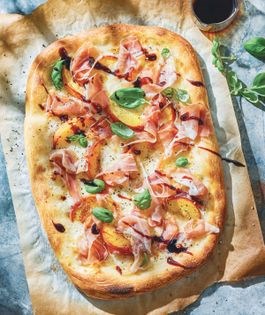 Peach and prosciutto flatbread