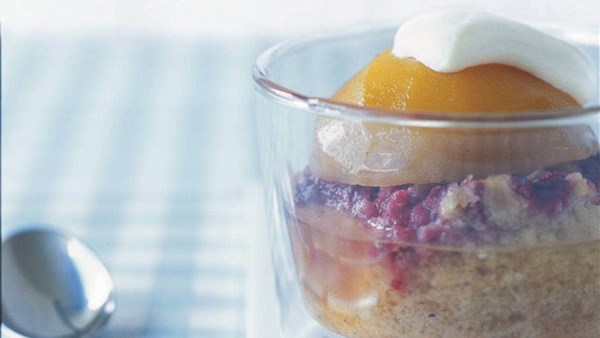 Peach and raspberry trifles