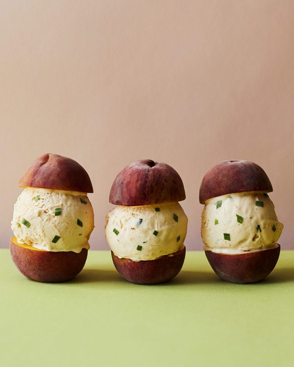 Peach and tarragon ice cream 