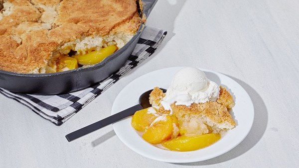 Peach-apricot cobbler