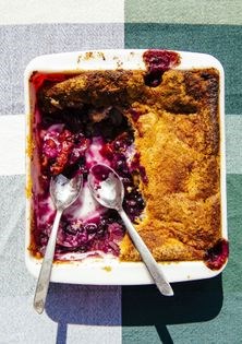 Peach-berry cobbler w/ whipped sour cream