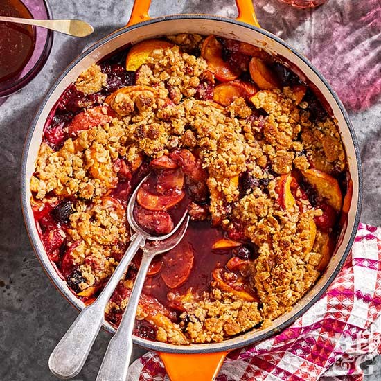 Peach-berry hot honey crisp