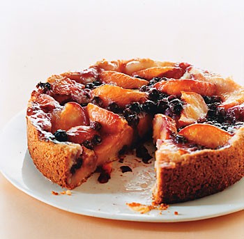 Peach blueberry cake