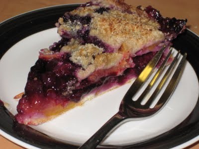 Peach-blueberry pie