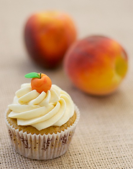 Peach bourbon cupcakes
