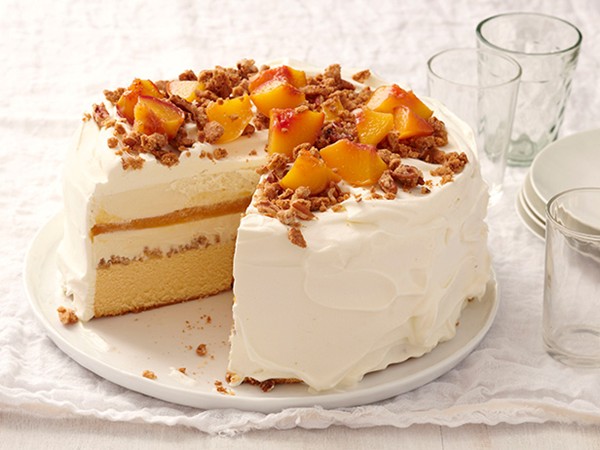 Peach cobbler ice cream cake
