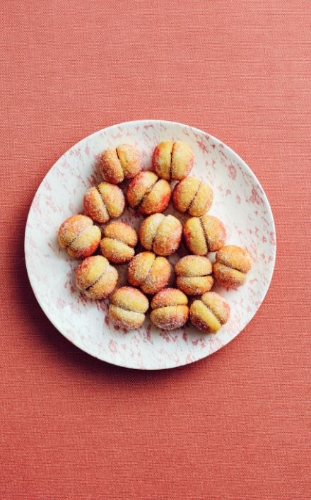 "Peach" cookies (Breskvice)