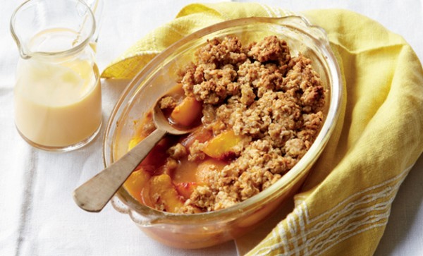 Peach crumble