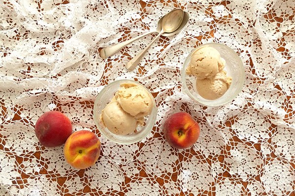 Peach iced tea ice cream