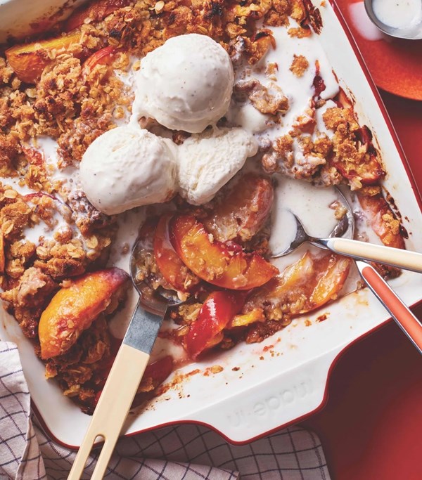 Peach or nectarine crisp