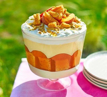 Peach panna cotta trifle