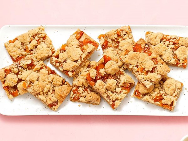 Peach-pecan bars