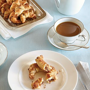 Peach-pecan rugelach 